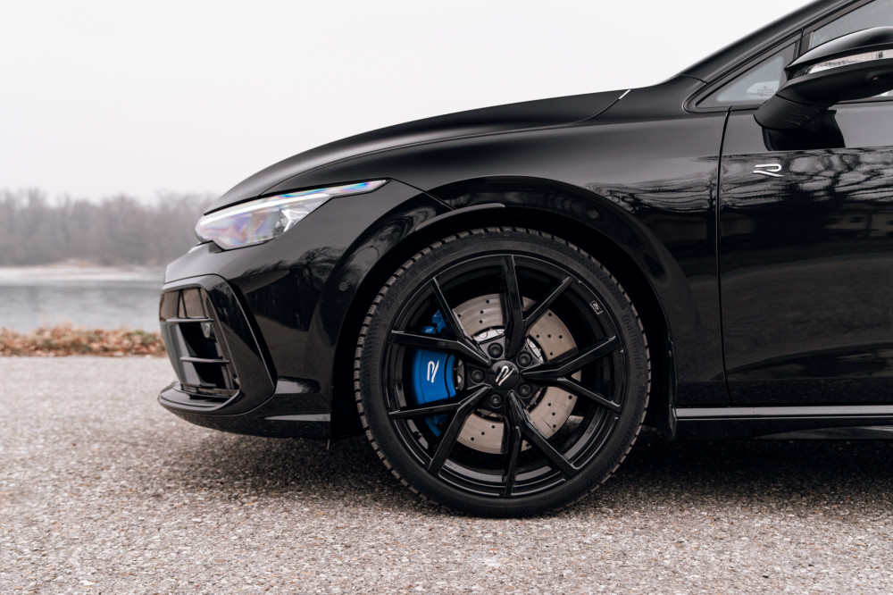 Volkswagen Golf R Variant